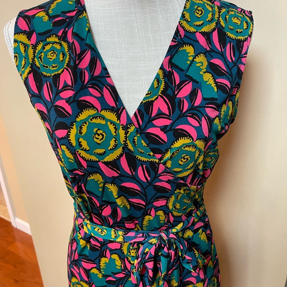 Leota Adair ruffle detail faux wrap dress M